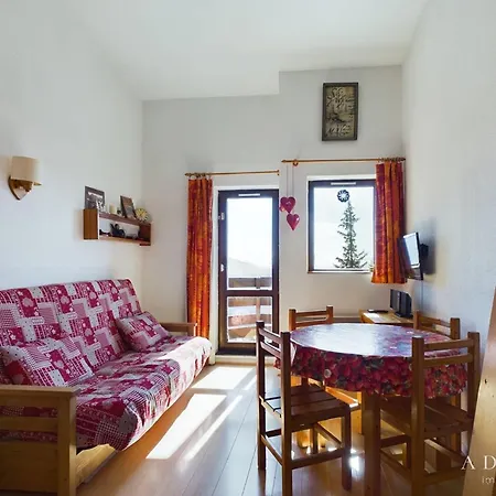 Mezzanine Avec Balcon Expose Sud, Pieds Des Pistes, Proche Commerces Et Garderie - Fr-1-398-563 * La Rosiere (Savoie)